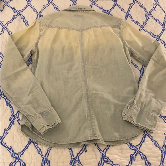 American Eagle Chambray button-down top or jacket - Picture 4 of 5